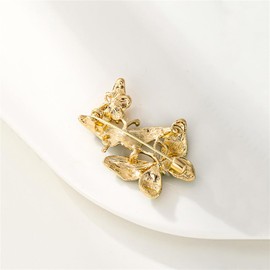 Rhinestone Butterfly Brooch Stylish Vintage Drips with Oil Three Butterfly Brooch Pins with Crystals Rhinestone with Cartoon Animal Lapel Pin Suitable for Women at Weddings Birthday Parties, Metal