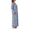 AmeriMark Vestido de noche largo de franela con estampado floral