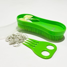 La La Pet Horse Finishing Brush Great Grip Horse Grooming Brush Dense Stiff Bristle for Horse Skin Care Equestrian Equipment Green