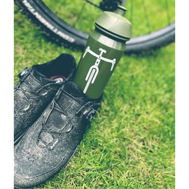 powermenschofficial Set of 2 Gravel Bicycle Water Bottles, 500 ml, 100% Biodegradable, BPA-Free, 0.5 Litre Cycling Bottle, Olive White for Bike Packing Ultracycling