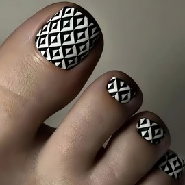 Press on Toenails with Designs Acrylic Fake Nails for Toe Artificial False Nails with Charms Glue on Toe Nails for Spring Summer Stick on Toenails for Women Girls(Y877)