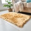 Cumay Faux Sheepskin Rug (60 x 90 cm) - Suitable