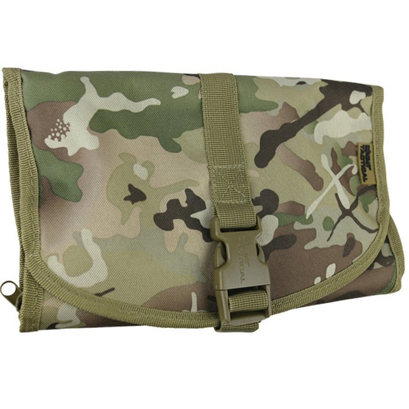 Kombat British Army Combat Zip Compact Hanging Camo Travel Shave