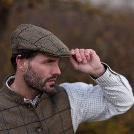 WALKER AND HAWKES - Abraham Moon Tweed Alfred Flat Cap - Castleton Green - Medium (58cm)