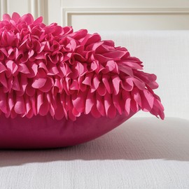 Hot Pink Luxury Soft Flower Petal Decorative Cushion Cover，Fluffy Chiffon Velvet Throw Pillow Cover for Couch Sofa and Bed，Living Room Home Decor 30x50cm