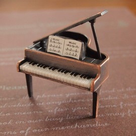 antexi-kusya-puna- Pencil kezuri Grand Piano