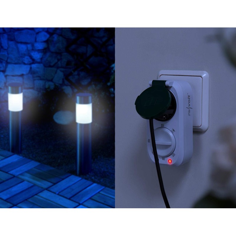 revolt Outdoor Timer: Outdoor Timer with 8-Hour Timer & Light