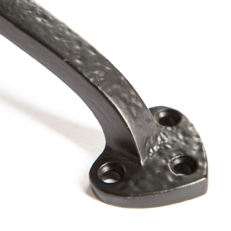 Hammer and Tongs - Rustic Arrowhead Door Handle - H100mm