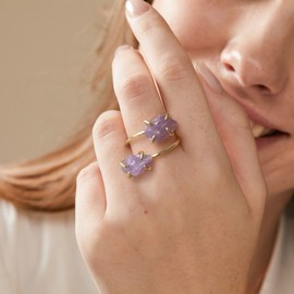 Amethyst Rings for Women, Gold Plated Adjustable Open Healing Raw Purple Stone Rings, Dainty February Birthstone Ring Amethyst Jewelry (Amethyst)