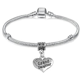 Granddaughter Silver Starter Charm Bracelet with Pendant and Gift Box (16cm (Age 5-7 Years))
