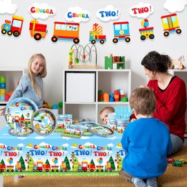 Chugga Chugga - Juego de 2 suministros para fiestas, 142 piezas de decoración de cumpleaños, platos de papel, juego de vajilla Chuagaa Chugga, dos dos de transporte, para suministros de fiesta de tren