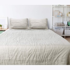 Queen Quilt Set with Pillow Shams - Cozy Bedspread Coverlet Set 3 Piece - 1 Bedspread and 2 Pillow Shams - Lightweight Comforter Bedding Cover for All Season (Latte/White, 90" x 96")