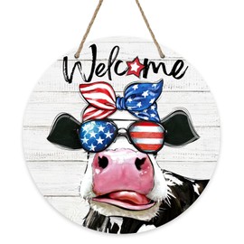 Deroro Welcome 4th of July Patriotic Cow Front Door Sign, USA America Stars Stripes Farmhouse Wood Door Hanger Outdoor Porch Decor, American Memorial Day Wooden Wreath Indoor Wall Hanging Decoration