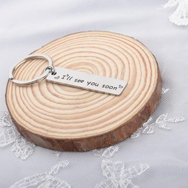 Guqqeuc Long Distance Relationship Gifts for Him Her Boyfriend Girlfriend Anniversary Christmas Gifts for Husband Wife Keyring Gift for Boyfriend Girlfriend Birthday Gifts for Couples Keychain