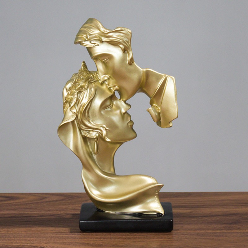 Couples Kiss Sculpture Exquisite Decorative Resin Kissing Lover Figurine Home