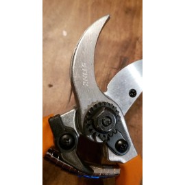 STIHL NEW Genuine STIHL PP10 Hand Pruner 0000-882-0704 00008820704 OEM