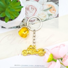 MUCOOS Metal Keychain with a Motorcycle Helmet Charm, Gift for Women, Bag Charms for Women, Keychain Pendants, Charming Bag Charms for Friendship, Small Gift.