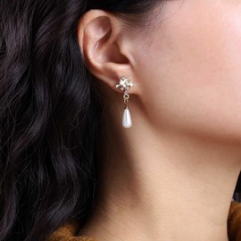 TseenYi Crystal Teardrop Pearl Drop Earrings Vintage Waterdrop Pearl Dangle Earrings Gold CZ Flower Stud Earrings Long Pearl Tassel Drop Earrings Jewelry for Women and Girls