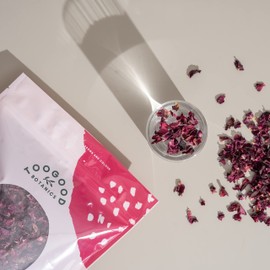 Gourmet Grade Dried Rose Petals, Edible Premium Food-grade, non-GMO, Vegan, Herbal Teas, Baking, Best Value (2 ounces)
