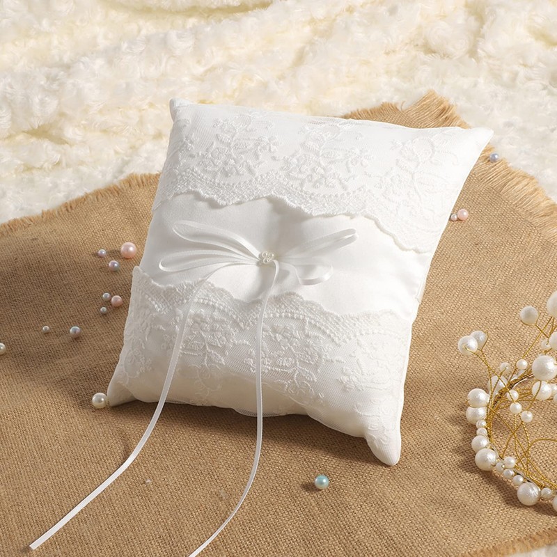 Gudotra Porte-Alliance Lace Wedding Ring Cushion (20cm)
