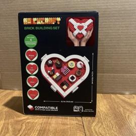 Brickcraft Bricktanicals Heart Box Of Chocolates Brick Building Set New 133 PCS