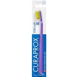 Cepillo de dientes suave Curaprox CS 1560: Cepillado más firme | Eliminación suave de placa para adultos | Paquete individual, color aleatorio