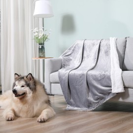 METCHIC Waterproof Dog Blanket for Large Dogs, Ultra Soft Sherpa Fleece Puppy Blanket, Pet Throw Blanket Furniture Protector (Light Grey, 40"x 47")