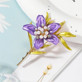 French Classic Enamel Shiny Zircon Lily Brooch Rhinestone Flower Brooch Pin Scarf Shawl Brooch Pin Fresh Flower Corsage Accessories for Women