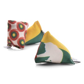 CanadianCat Company Premium Cuddly Cushion Cat Cushion Set of 3 Mini Pyramids 6 x 6 x 6 cm Reggae Line Cat Cushion with Finest Catnip
