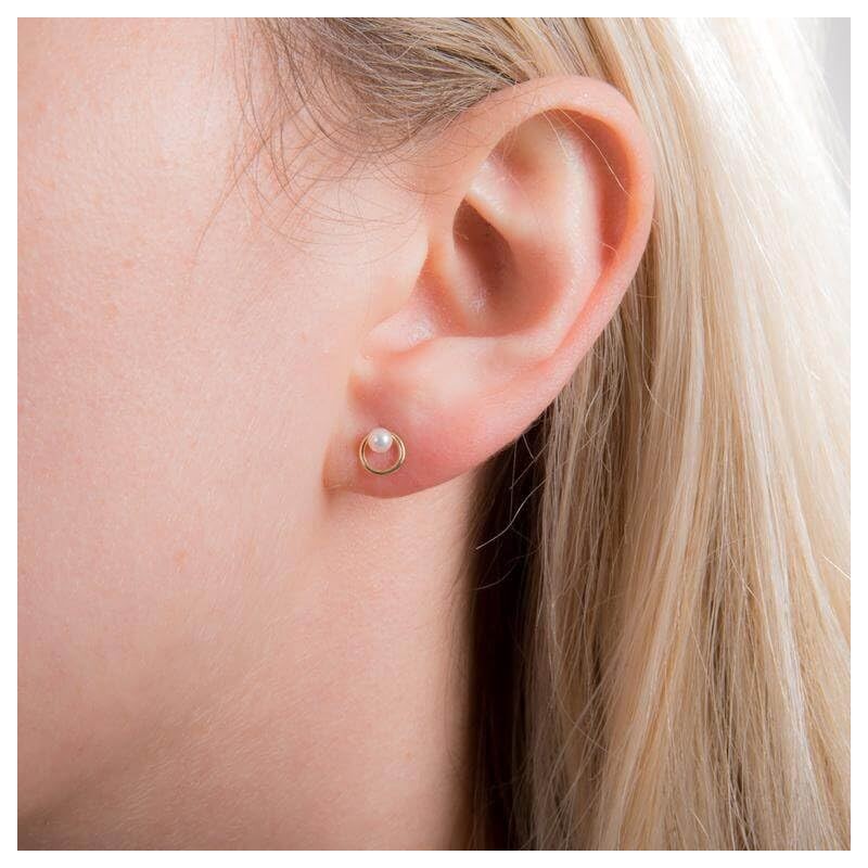 9ct Gold Freshwater Pearl Open Circle Stud Earrings