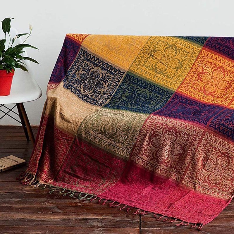 Edcooy Sofa Throws, Bohemian Chenille Jacquard Tassels Throw Blankets for