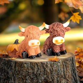 Highland Cow Gifts for Women - 2 Pcs Highland Cow Ornaments for the Home, Cute Highland Cow Decor Scottish Highland Cow Resin Figurine, Brown Cow Christmas Ornaments for Farmhouse Table Home Garden