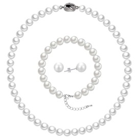 Pearl Necklace Set for Women, White Shell Pearl Necklace and Earring Bracelet Jewelry Set for Women Birthday Christmas Gift for Mom Wife Sister Best Friend