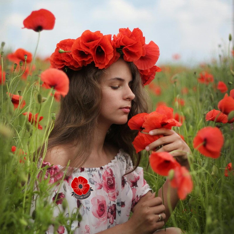 Tichso 12/25/50/100 pieces Memorial Day Poppy Flower Brooch Pins for