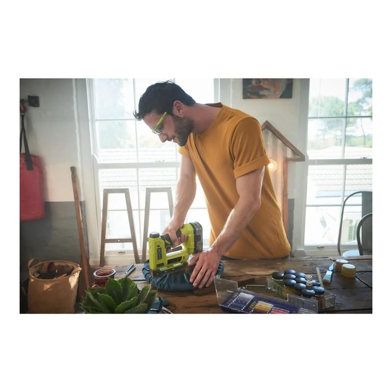 Ryobi 18-Volt ONE+ Cordless Compression Drive 3/8 in. Crown Stapler