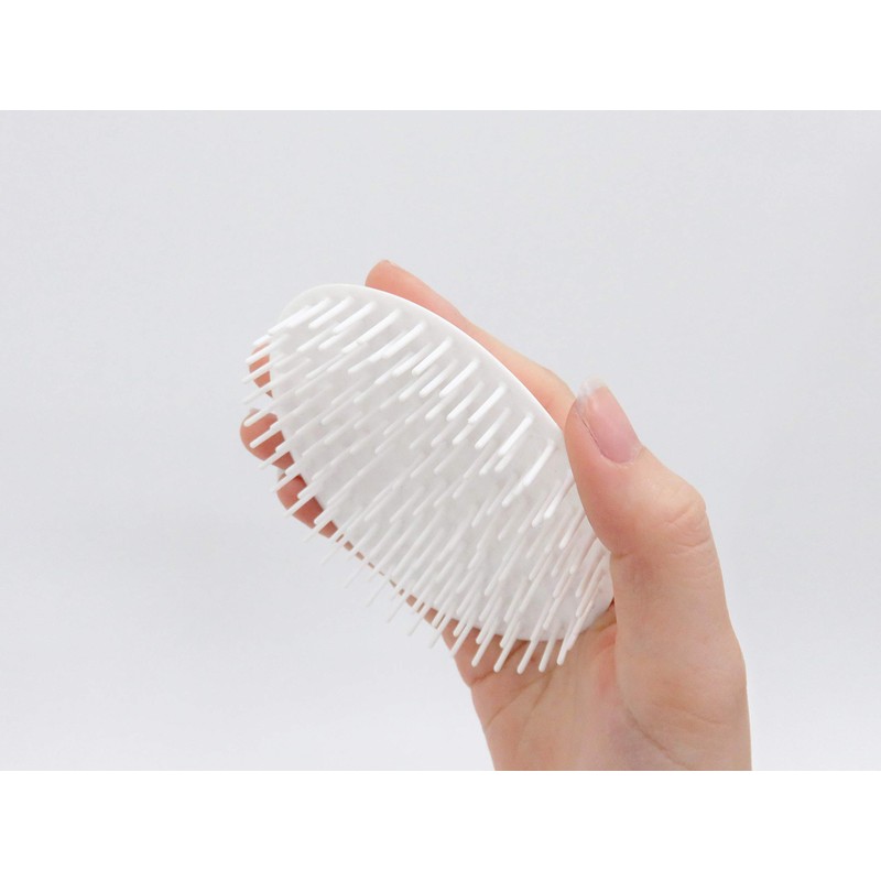 Towa Sangyo Lilacare Shampoo Brush