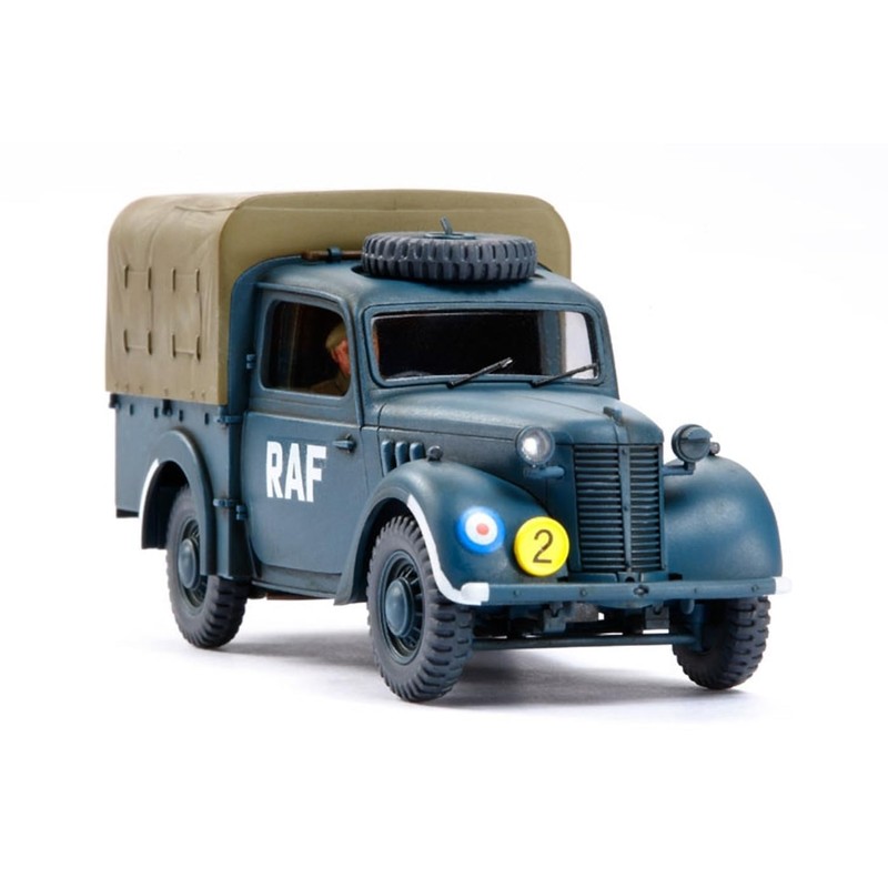 Tamiya 25211 Supermarine Spitfire Mk.I & Light Utility Car 10HP