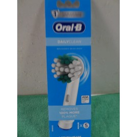 Oral-B Daily Clean Electric Toothbrush Replacement Brush Heads Refill, 5 Count