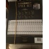 The Modern Gourmet Spice Set With Magnetic Lids Perfect For