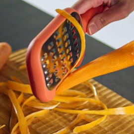 Trebonn - Peel + Grate 2 in 1 Handy Peeler for Peeling and Grater with Stainless Steel Blade
