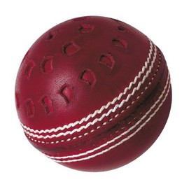 Gunn & Moore GM Cricket Training Ball, Chevron Swing Ball, Red, Size Senior/Adult/Mens & Boys Aged 13 and Over