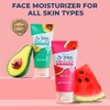 St Ives Crema Hidratante Facial, Sanda, 3Oz 85gr