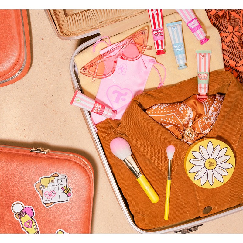 TRIXIE COSMETICS Y-14 HIGHLIGHTER BRUSH, TRIXIE