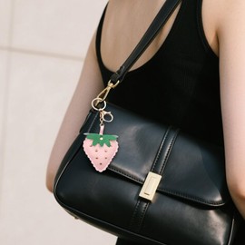 Cute Leather Strawberry Keychain Bag Charms Purse Charms for Handbags Tote Bag Car Keys Accessories Gifts for Women