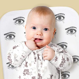 Azeeda 'Crying Eye' Baby Burp/Wash Cloth (BC00027923)