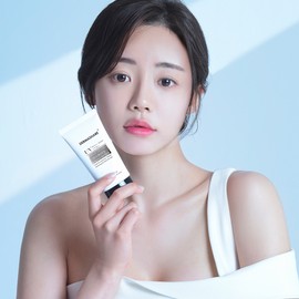 Derma Share Large Capacity Sun Cream Big Sun Block Waterproof Sunscreen Sun Care SPF50+PA++++ 70g / 대용량 선크림 빅 썬블럭 워터프루프 자외선차단제 썬케어 SPF50+PA++++ 70g