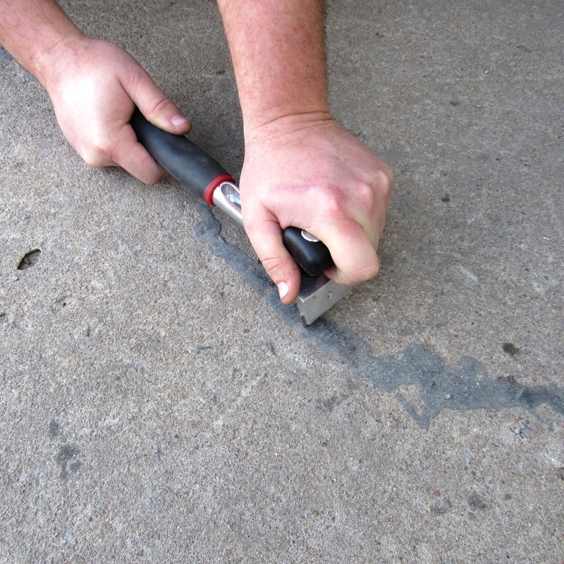 Red Devil 3002 2" Carbide Soft Grip Wood Scraper