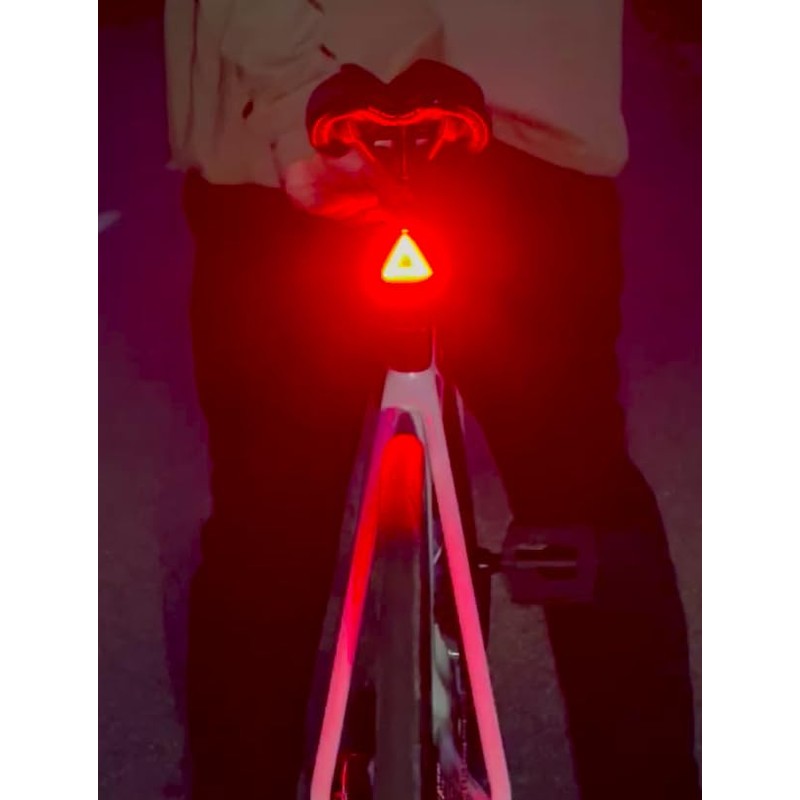 DiVONEA LED Bicycle Light Triangle Two-Tone 5 Modes – USB