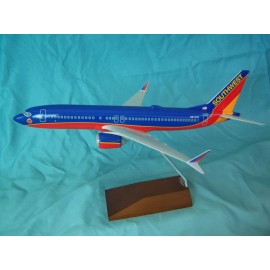 SOUTHWEST AIRLINES  737- MAX 8 1:130 N872CB DESK MODEL SKYMARKS - EXECUTIVE