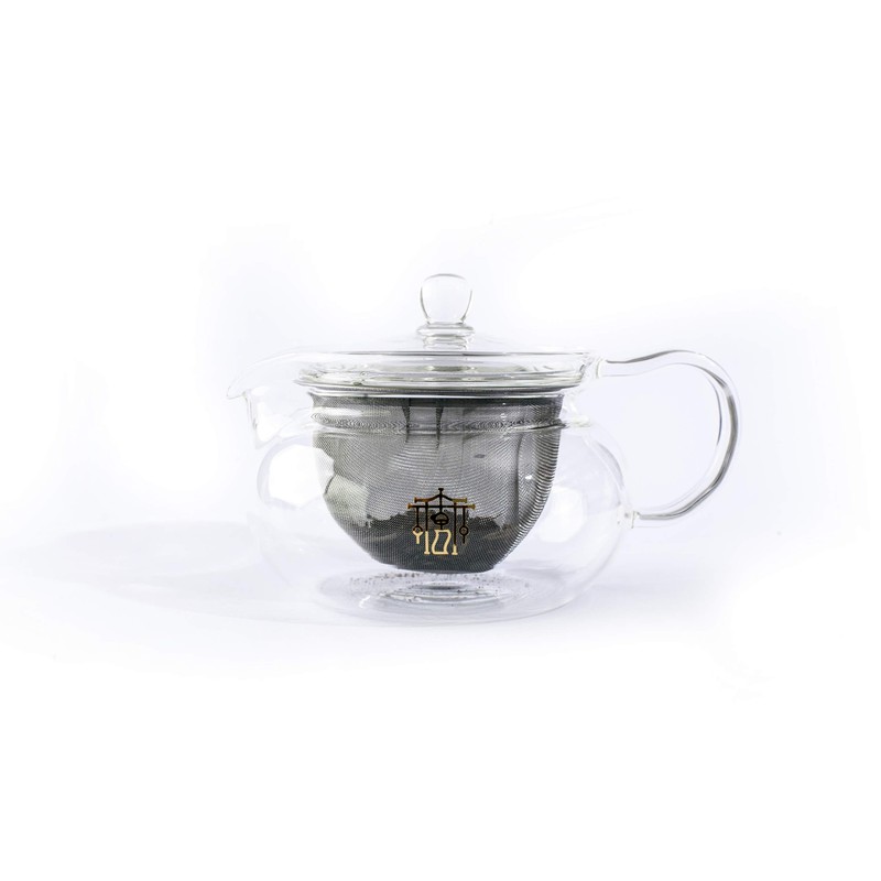 TESIS TÉ NEGRO PURO EN HEBRA CON PIMIENTA, CANELA Y